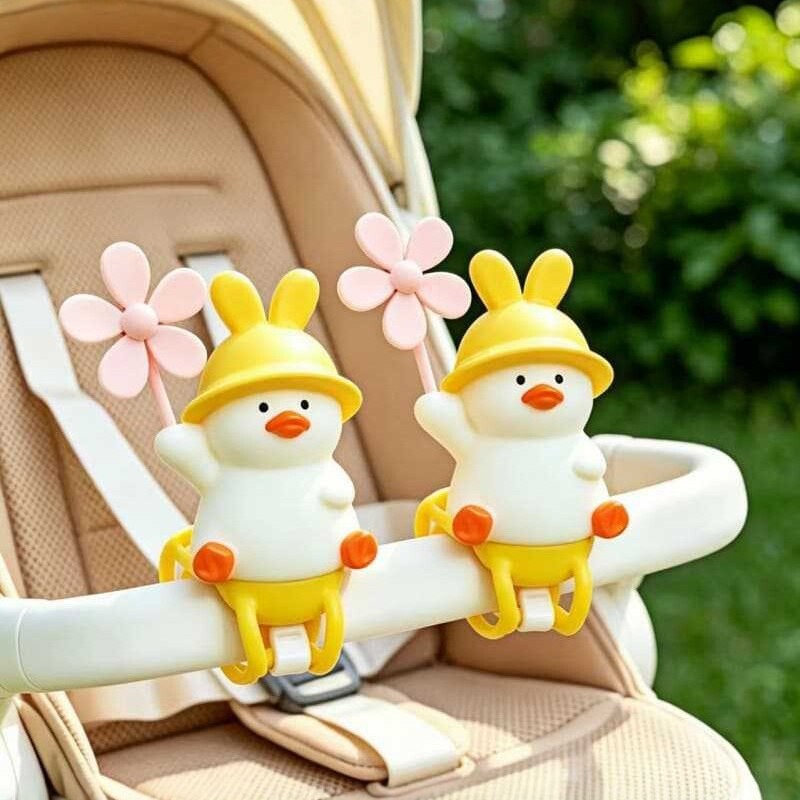 Cute Yellow Duck Windmill Baby - Photography Duck 评论和价格